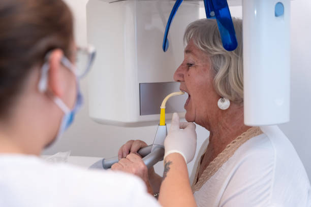 Best Emergency Gum Treatment in Palm Beach Shores, FL