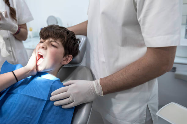 Best Emergency Treatment for Dental Infections or Abscesses in Palm Beach Shores, FL